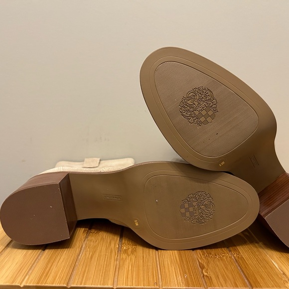 Vince Camuto WOMEN'S ZANILLA BOOTIES WOMEN'S SHOES IN TORTILLA - Picture 3 of 3